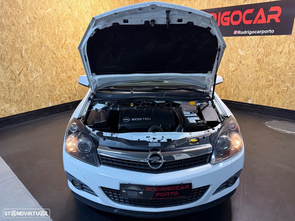 Opel Astra 1.3 Cdti GTC IVA Dedutivel - 27