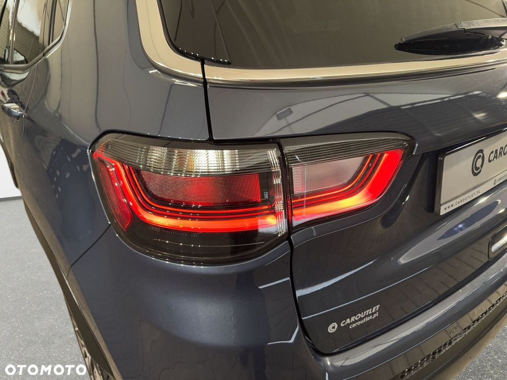 Jeep Compass - 11