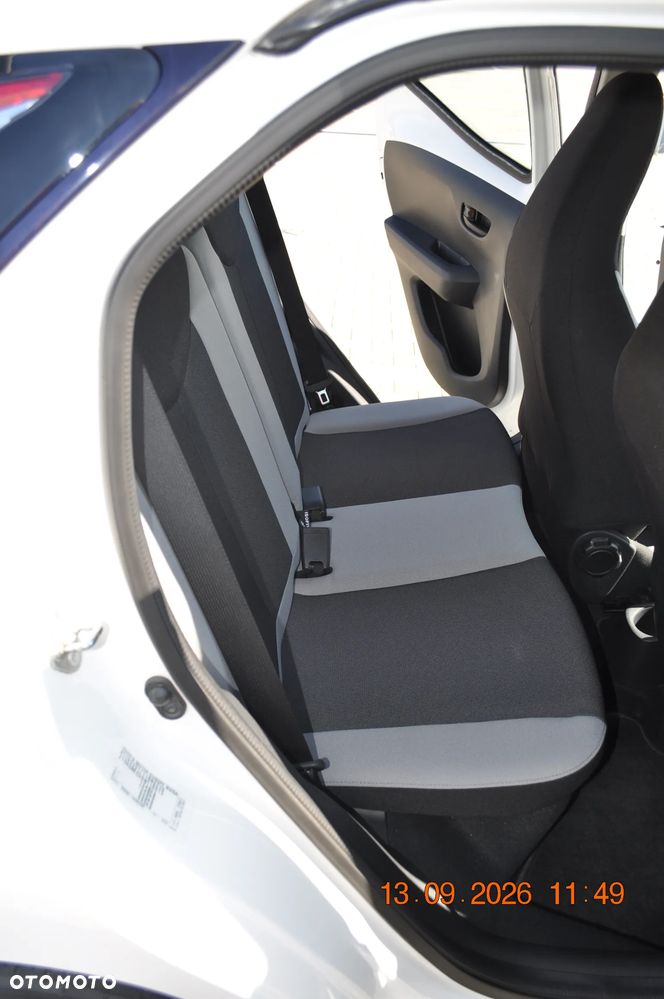 Toyota Aygo x-play touch - 35