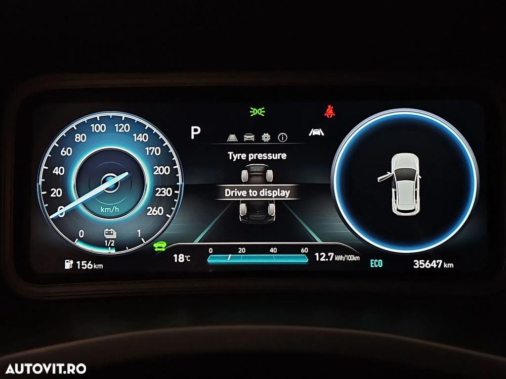 Hyundai KONA - 11