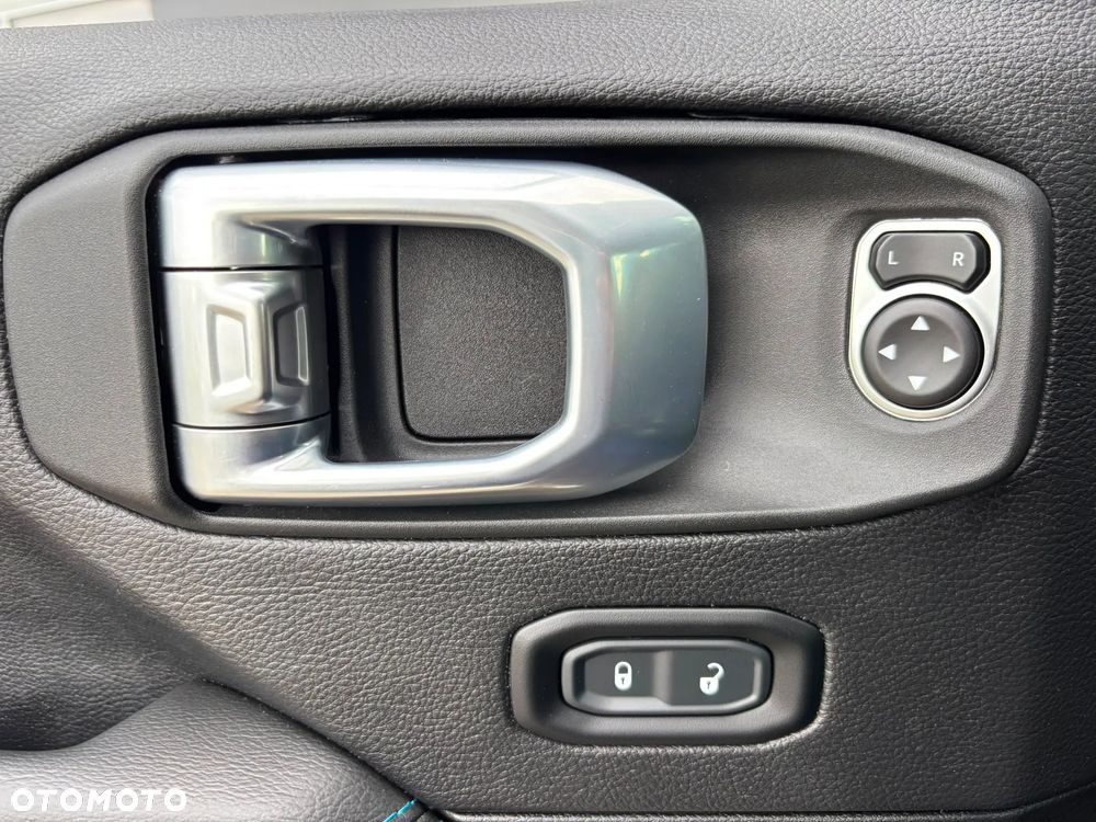 Jeep Wrangler Unlimited 2.0 Turbo PHEV 4xe Rubicon - 26