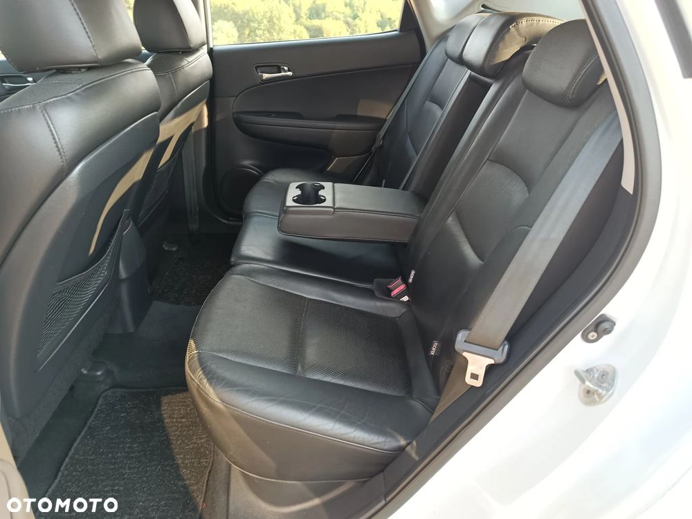 Hyundai i30 2.0 Premium - 31