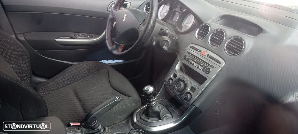 Peugeot 308 SW - 3