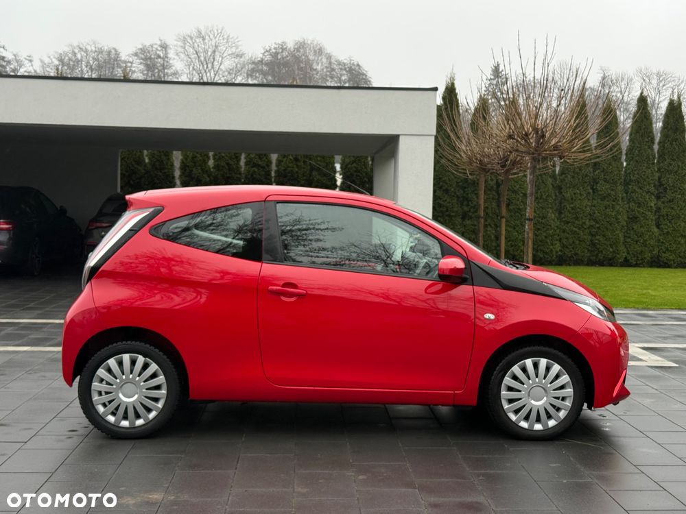 Toyota Aygo x-play - 6