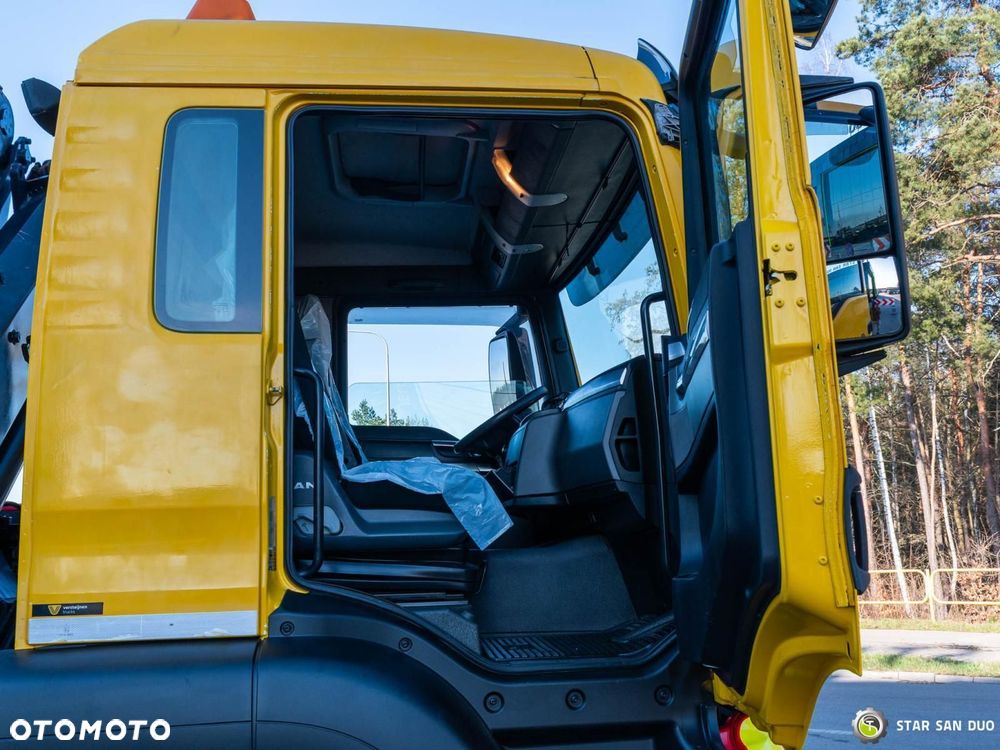 MAN TGS 26.320 6x2 HMF 3000-K3 HDS Żuraw Laweta - 21