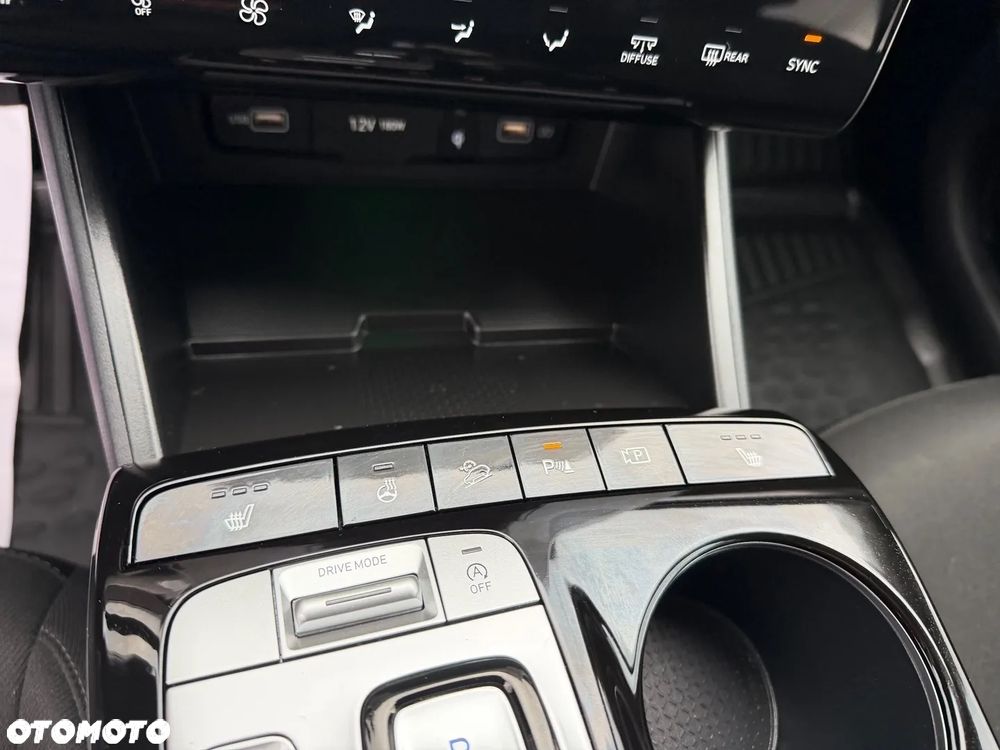 Hyundai Tucson 1.6 T-GDi 48V-Hybrid 2WD DCT Select - 25