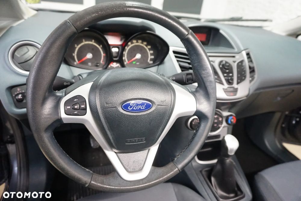 Ford Fiesta 1.25 Gold X - 17