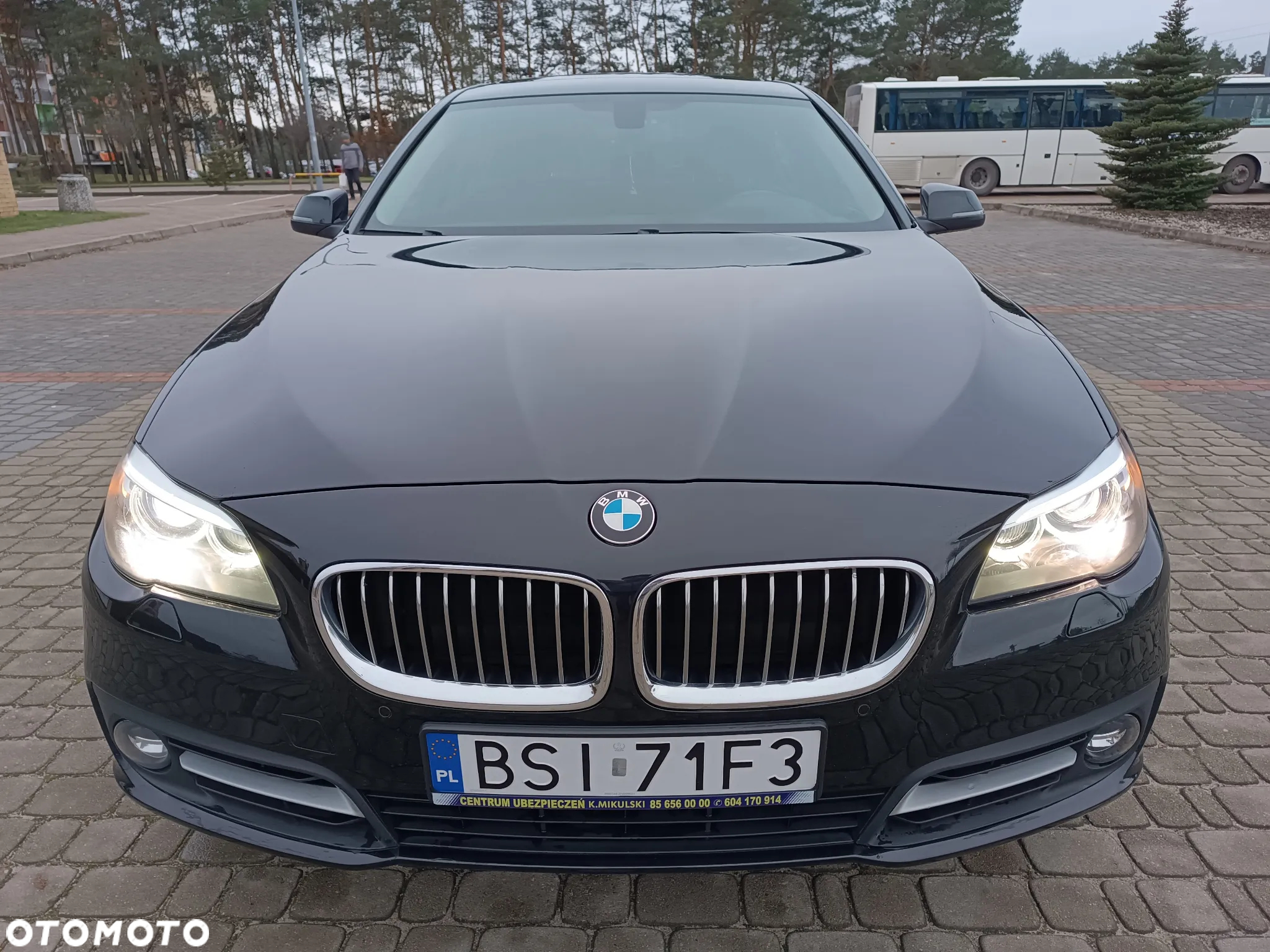 BMW Seria 5 528i xDrive - 7