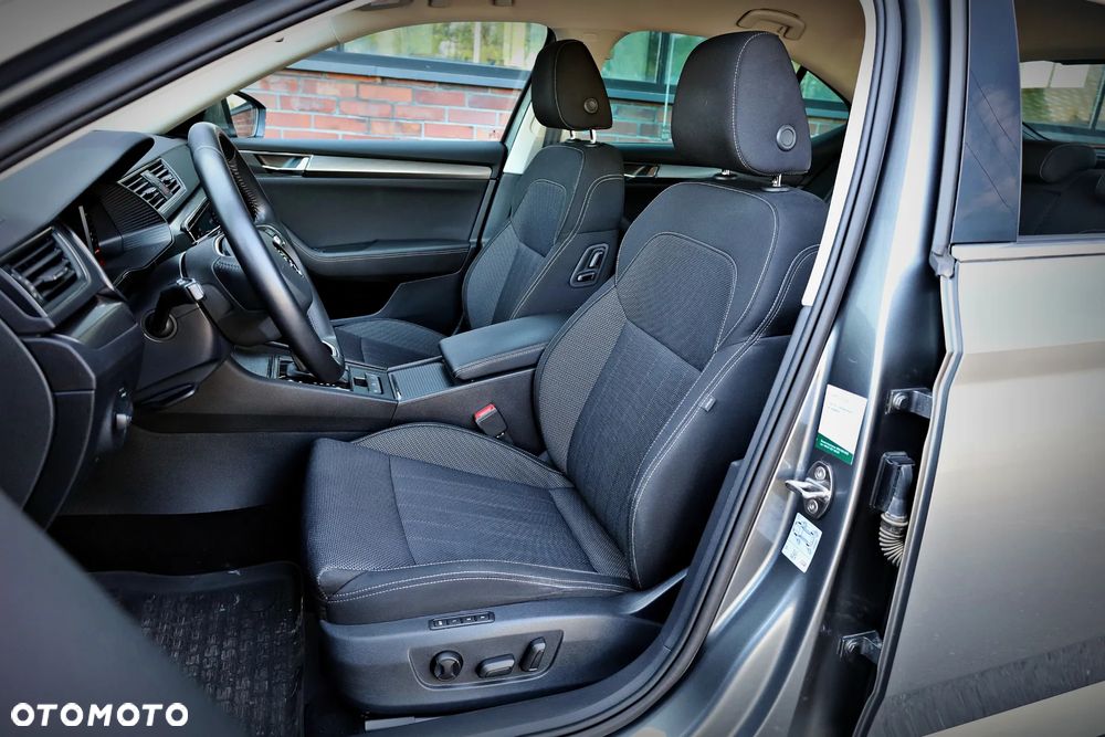 Skoda Superb 2.0 TSI Style DSG - 19