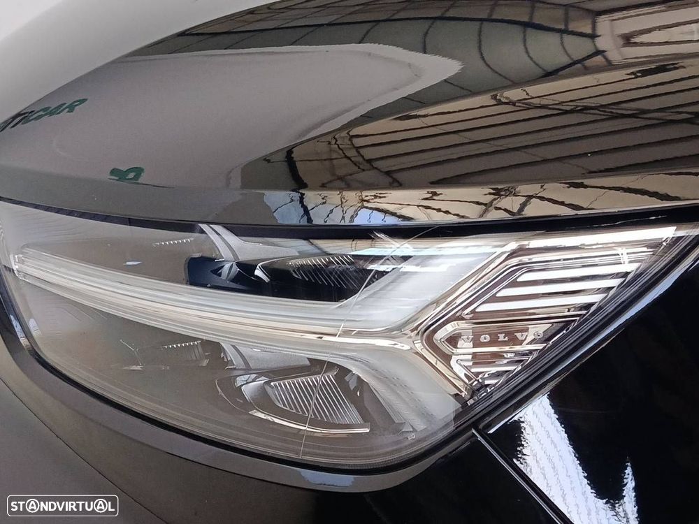 Volvo XC 40 1.5 T2 Momentum Core - 25