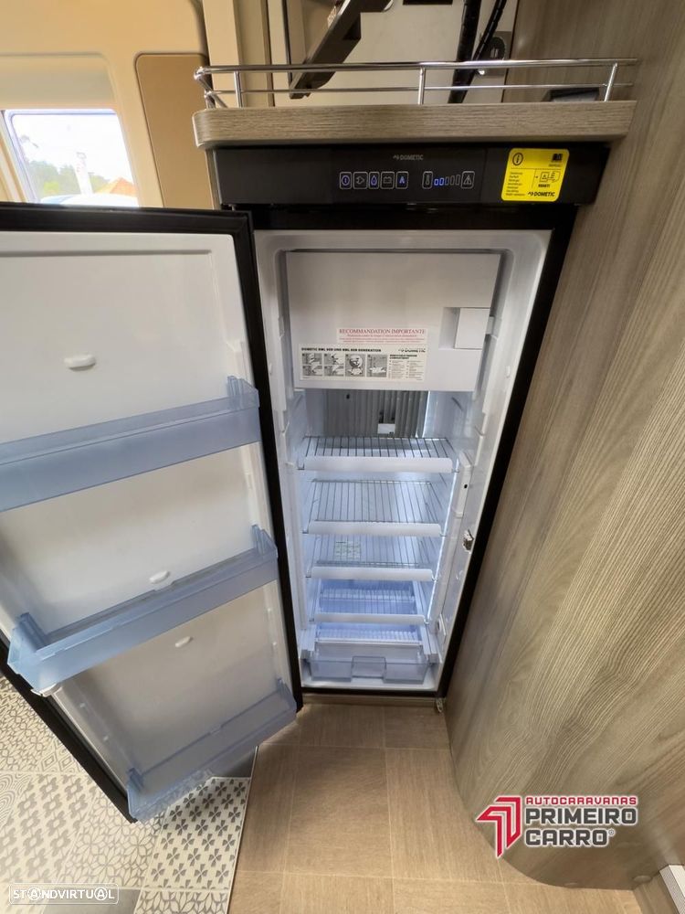 LMC Element T608 Cama central e basculante - 8