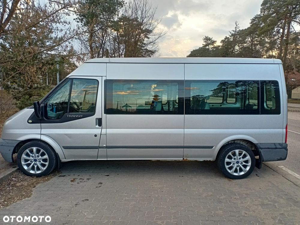 Ford Transit - 1