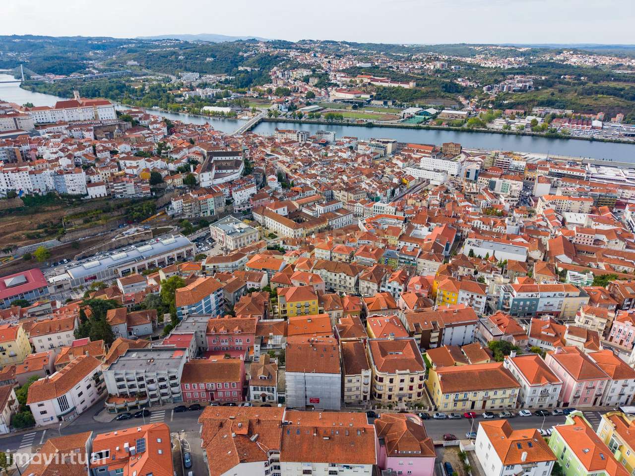 Apartamento T3 na  Rua Doutor António José de Almeida 28, Coimbra, Por - Grande imagem: 4/28
