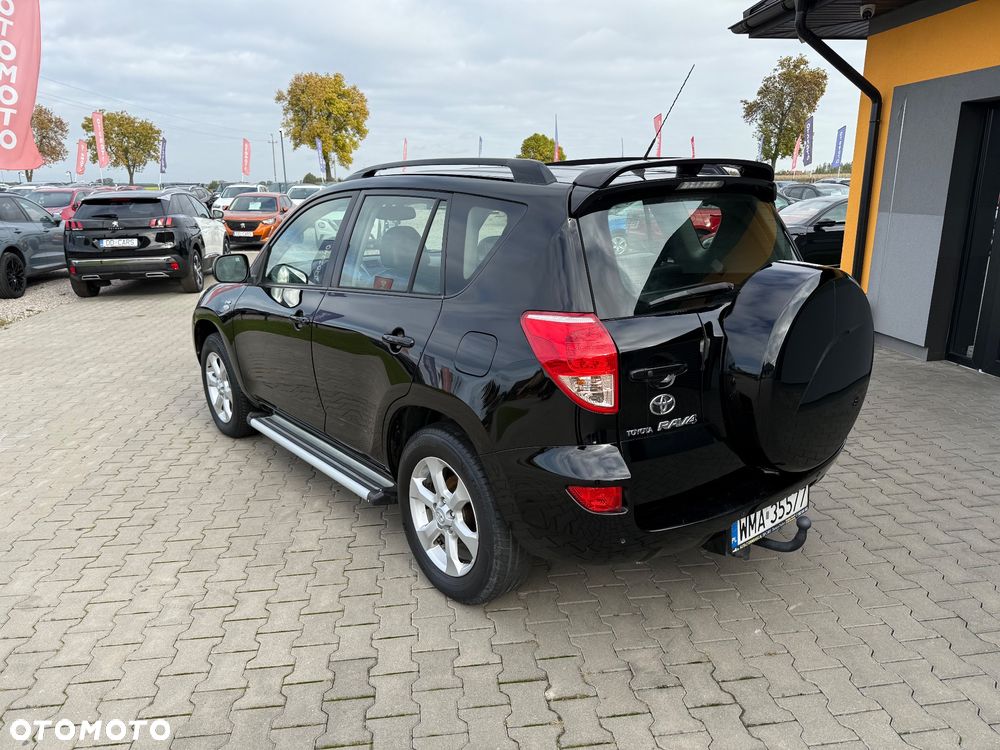 Toyota RAV4 2.2 D-4D Sol - 8