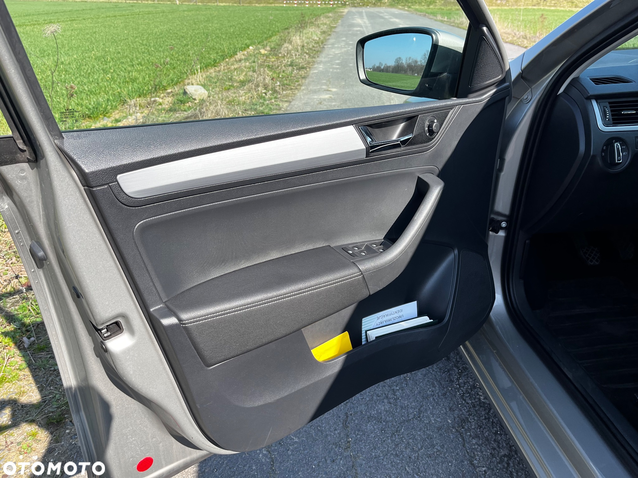 Skoda RAPID 1.0 TSI Ambition - 12