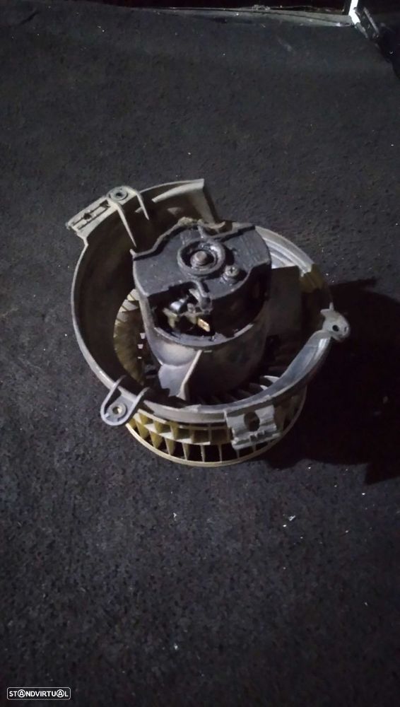 Motor Da Sofagem Mercedes-Benz 200 - 300 D (124) - 3