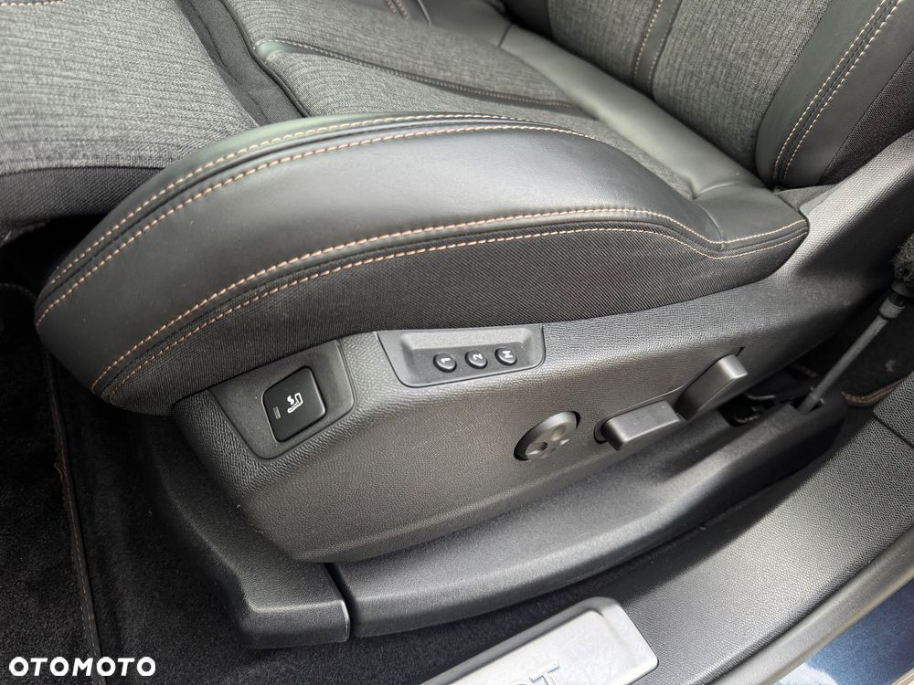Peugeot 5008 2.0 HDi Premium + - 13