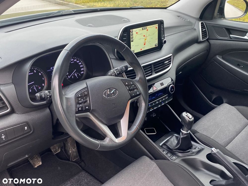 Hyundai Tucson 1.6 GDi 2WD Select - 24