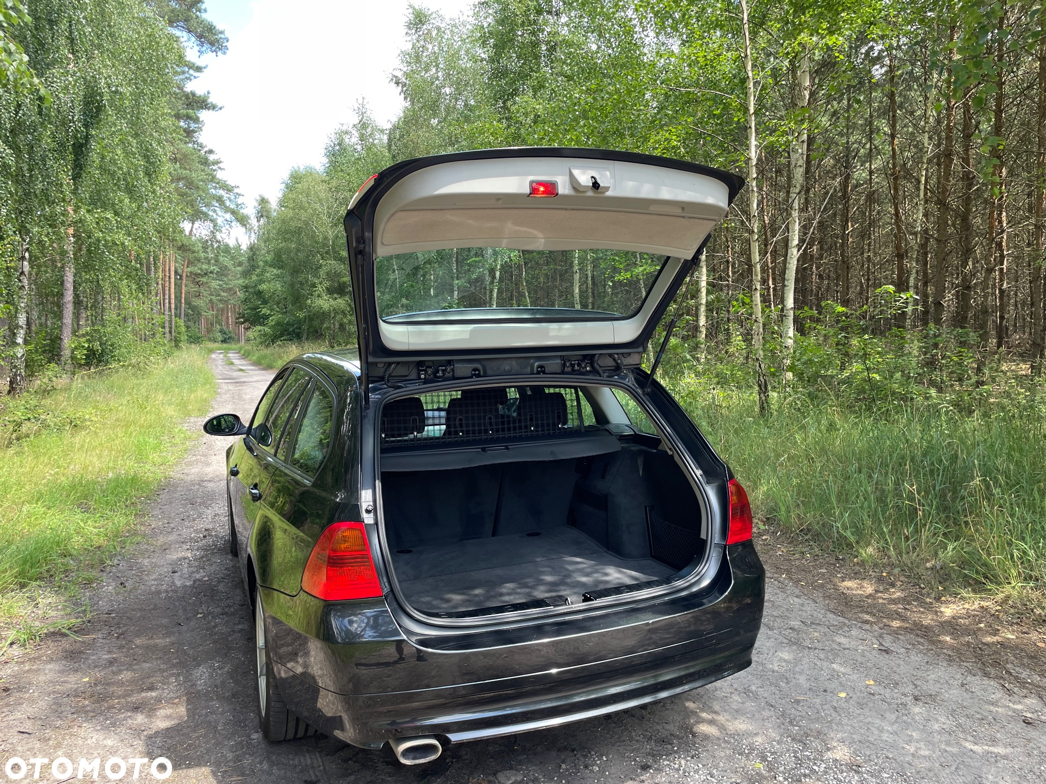 BMW Seria 3 320d DPF Touring - 18