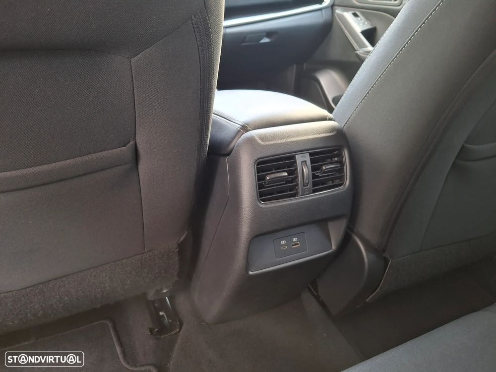 Nissan Qashqai 1.3 DIG-T N-Connecta LED - 29