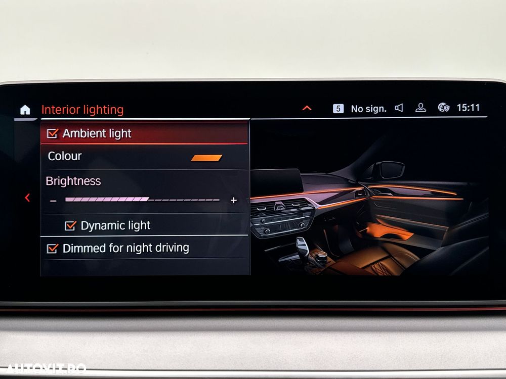 BMW Seria 5 518d AT MHEV - 33