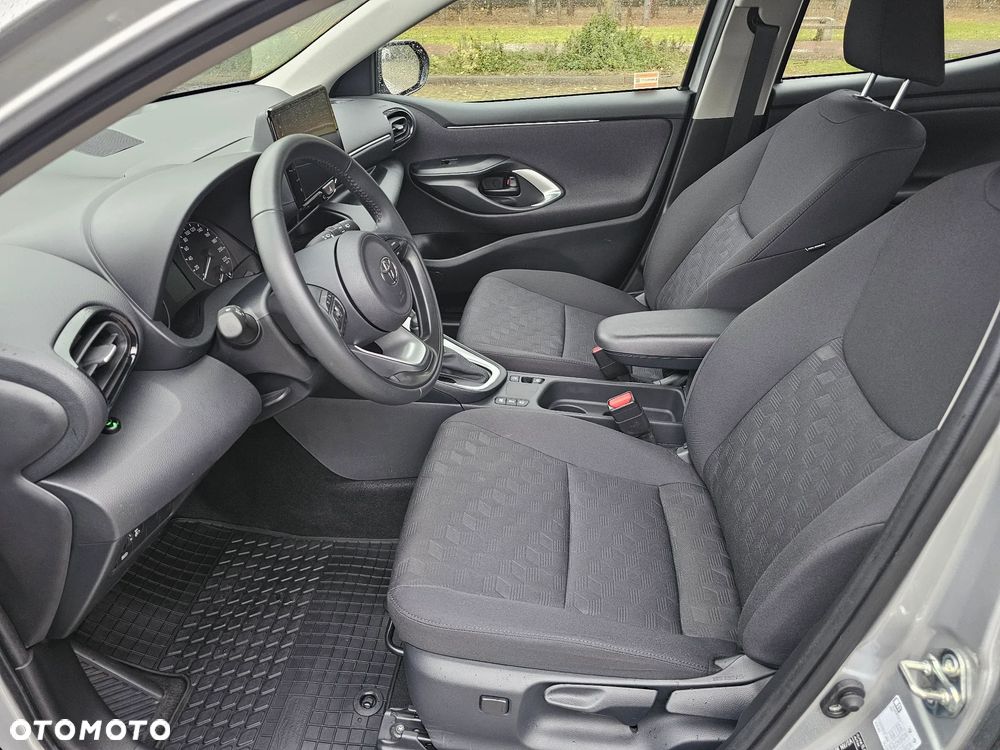 Toyota Yaris - 9
