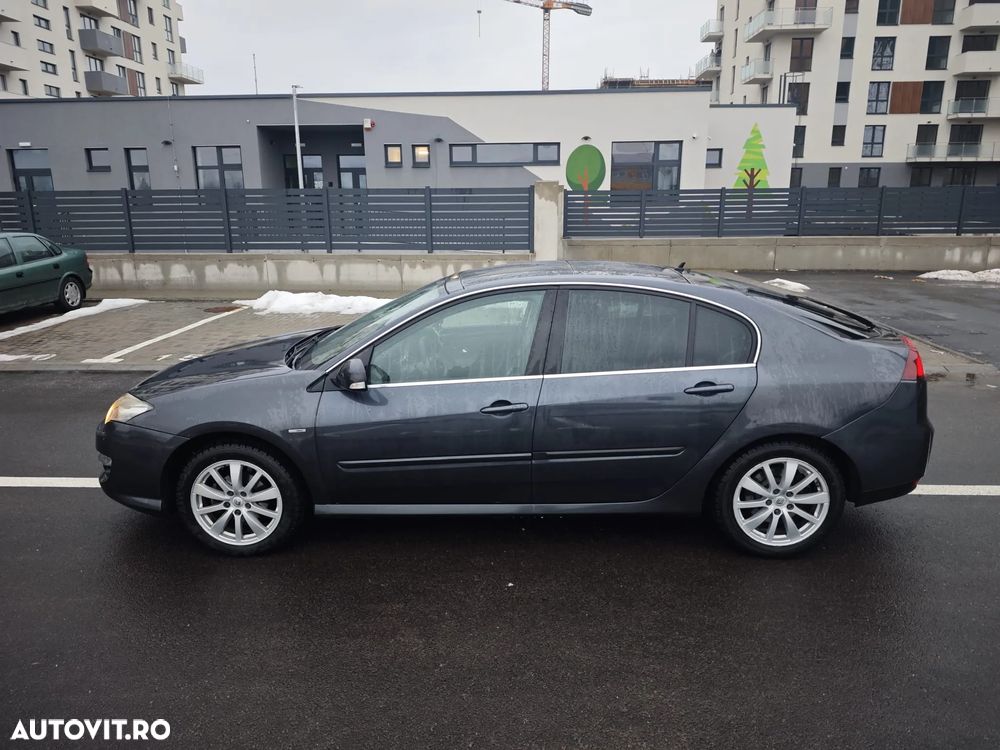 Renault Laguna dCi 110 FAP Bose Edition - 7