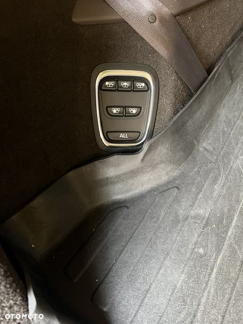 Renault Espace 1.8 TCe Energy Magnetic EDC 7os - 12