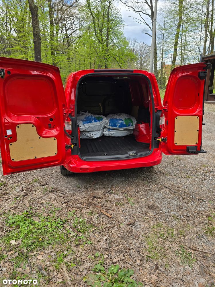Ford TRANSIT COURIER - 17