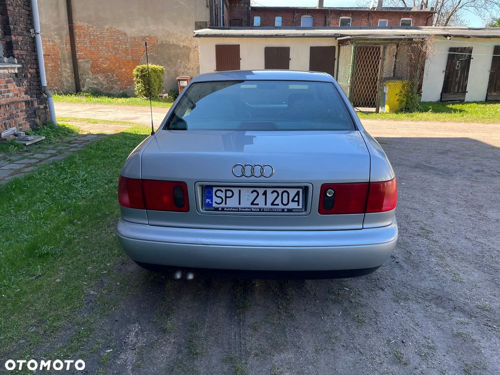 Audi A8 2.5 TDI Quattro Tiptronic - 5