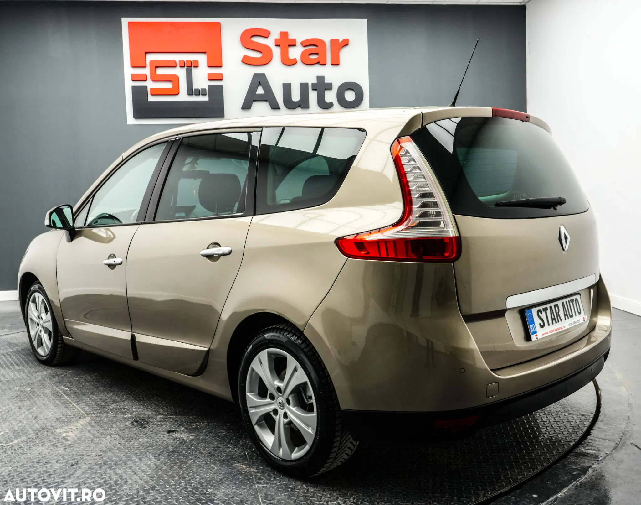 Renault Scenic - 4