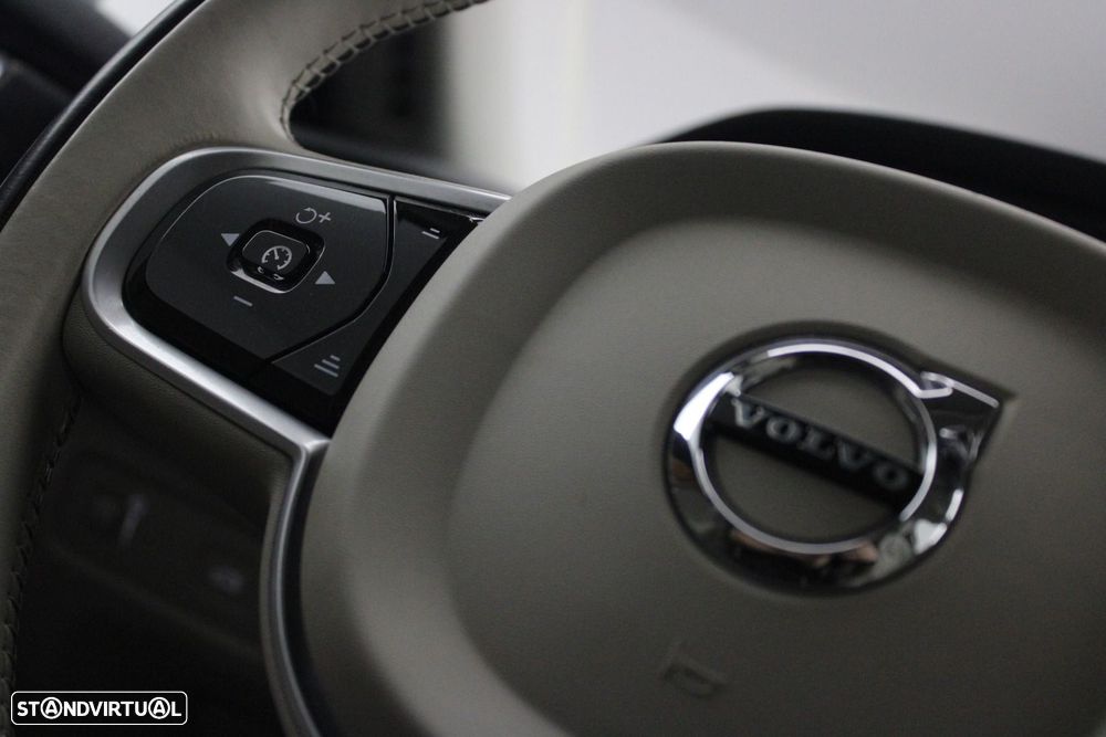 Volvo V90 2.0 B4 Momentum Plus Geartronic - 11