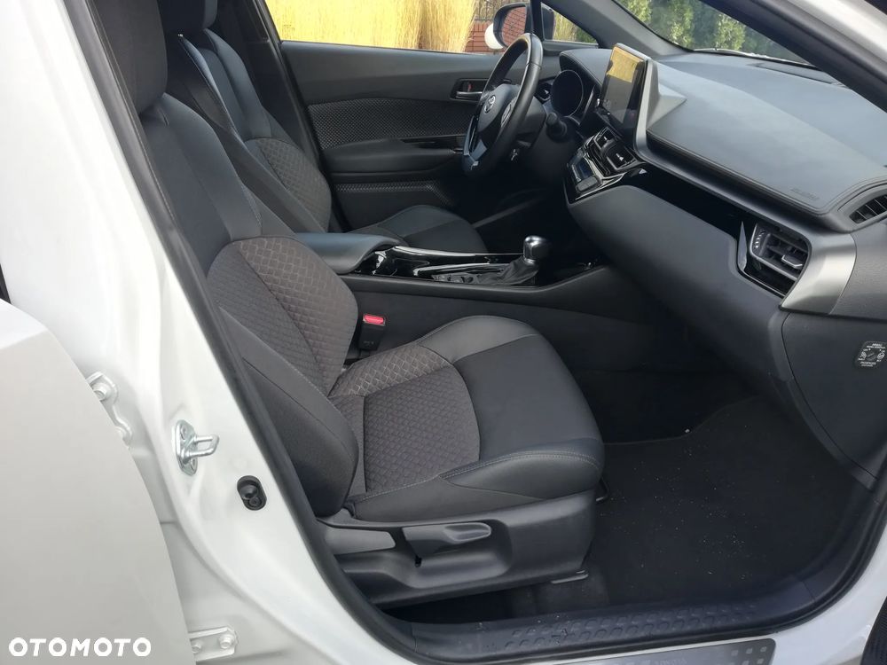 Toyota C-HR 2.0 Hybrid Lounge - 18
