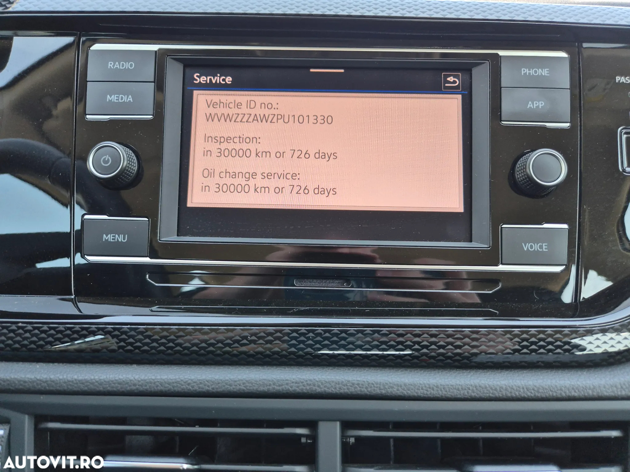 Volkswagen Polo 1.0 TSI DSG Life - 26