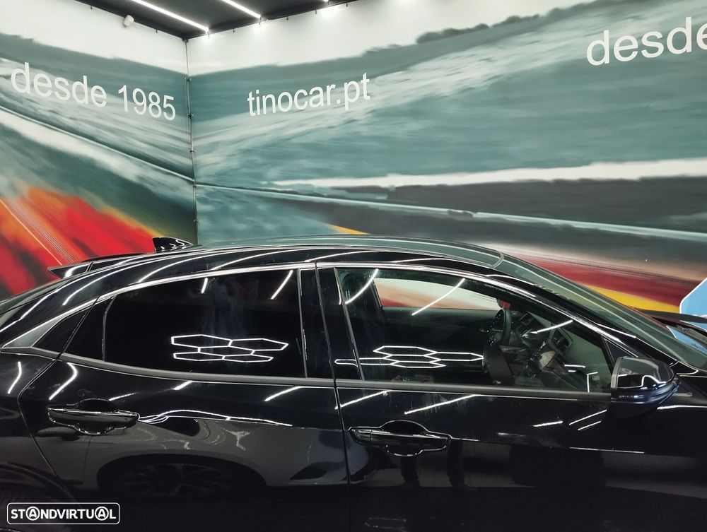 Honda Civic 1.0 i-VTEC Elegance Navi - 11