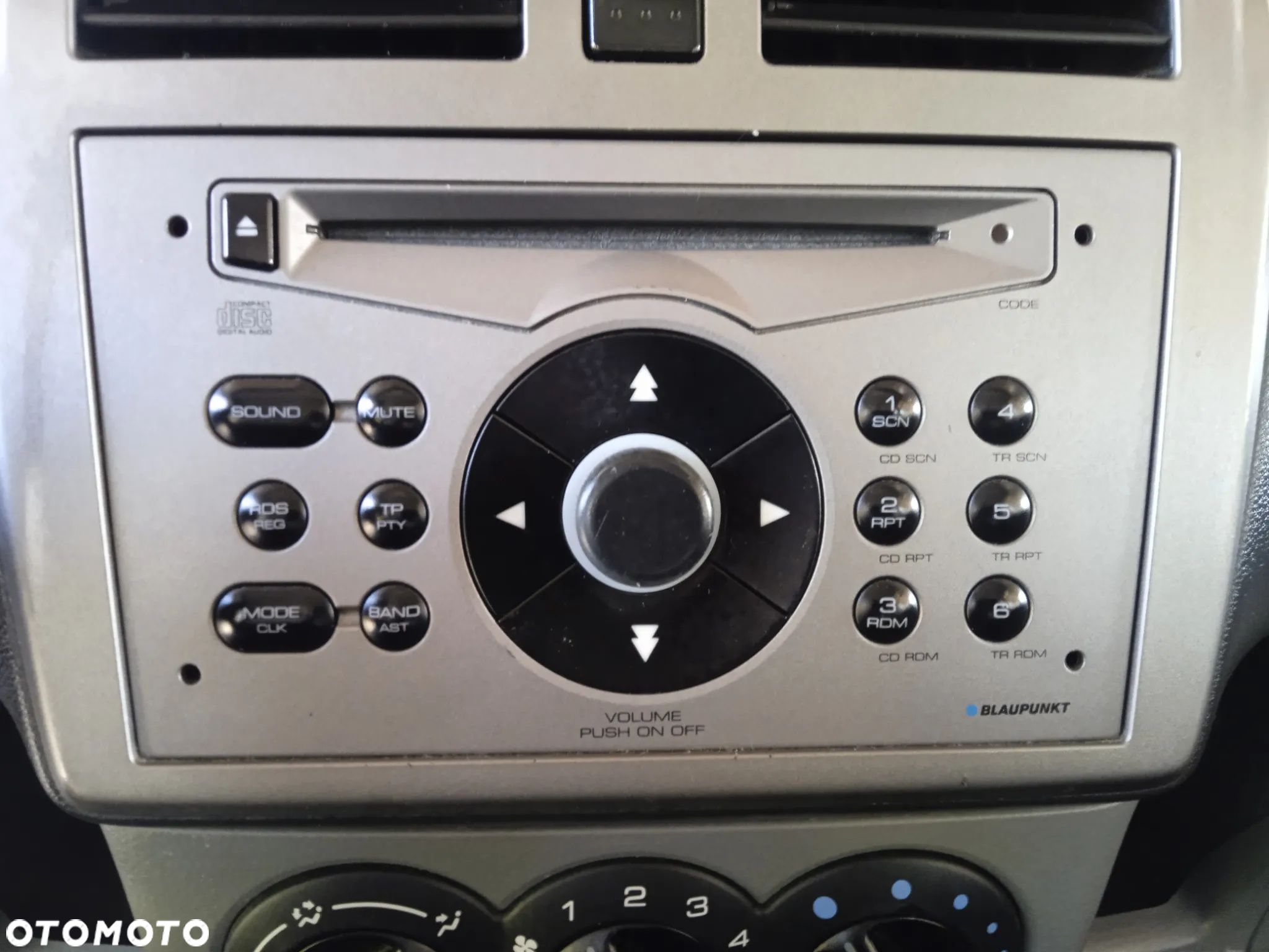 Suzuki Ignis - 13