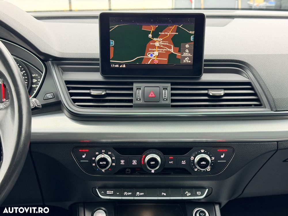 Audi Q5 40 TDI quattro S tronic design - 32