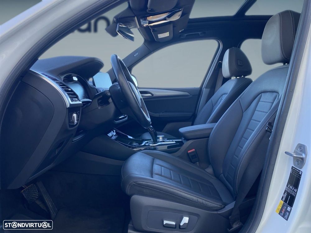 BMW iX3 Inspiring - 3