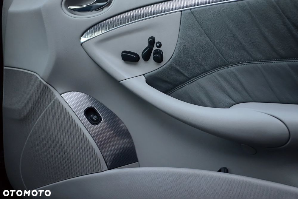 Mercedes-Benz CLK 500 Avantgarde - 19