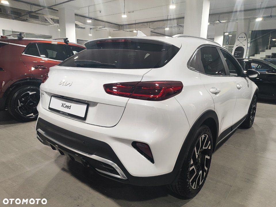 Kia XCeed - 14