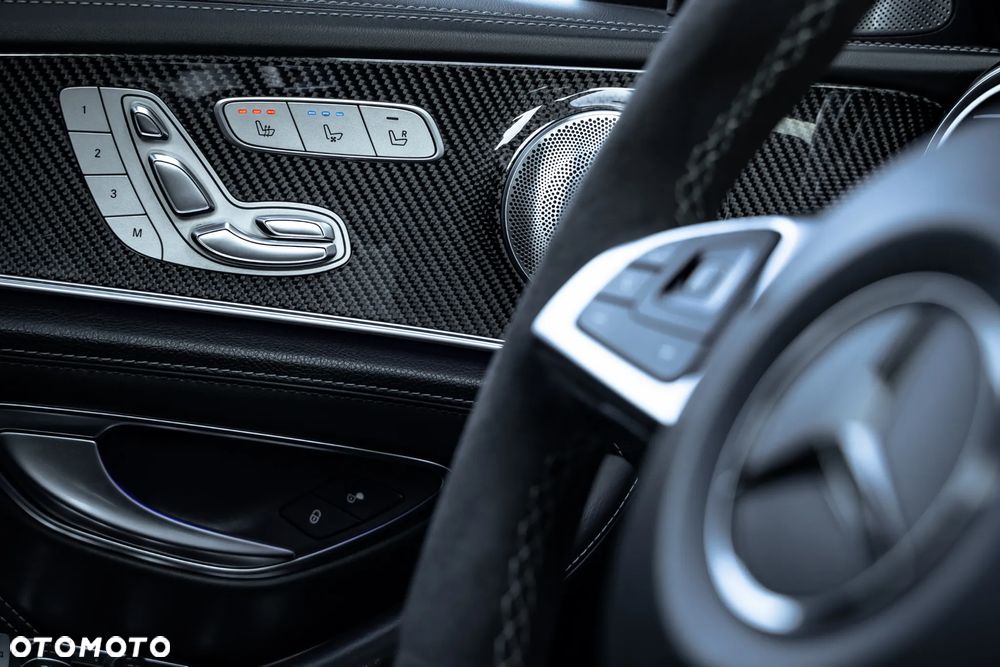 Mercedes-Benz Klasa E - 23