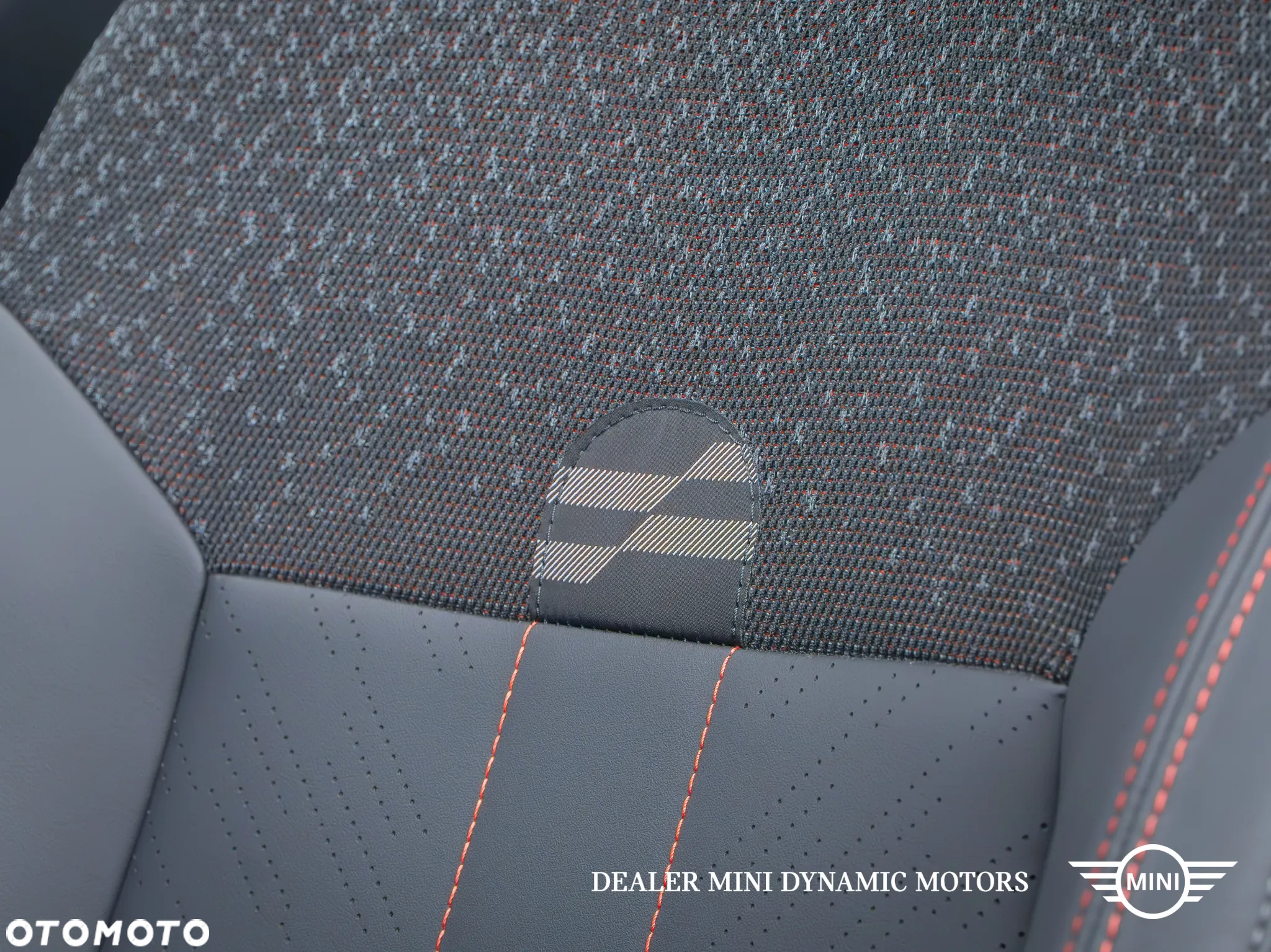 MINI John Cooper Works Cabrio - 25