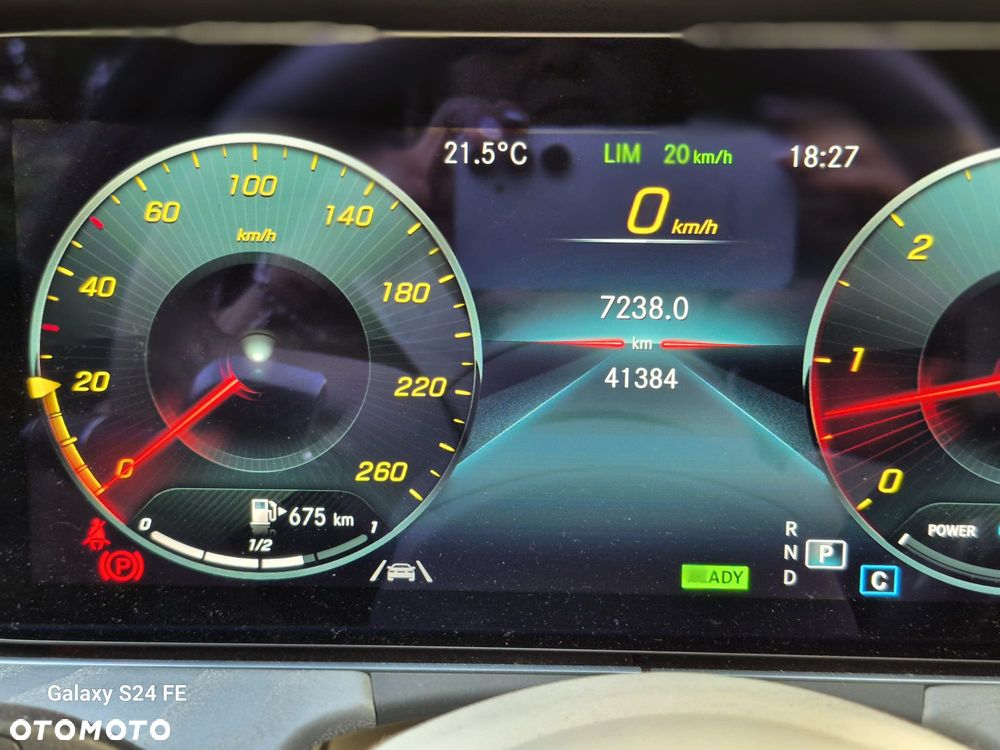 Mercedes-Benz CLS 300 d 4Matic 9G-TRONIC AMG Line - 5