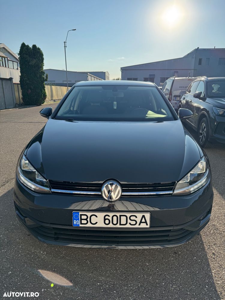 Volkswagen Golf - 3