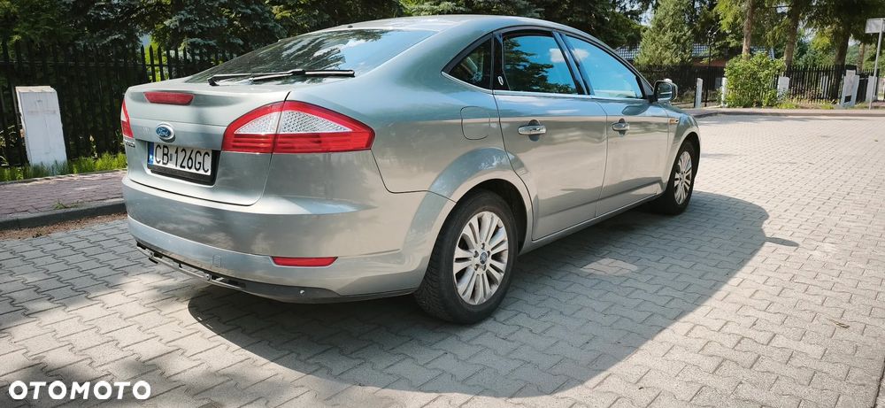 Ford Mondeo 2.0 Ghia - 6