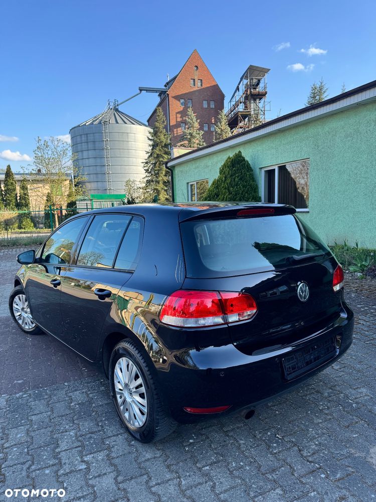 Volkswagen Golf 1.6 TDI DPF BlueMotion - 2