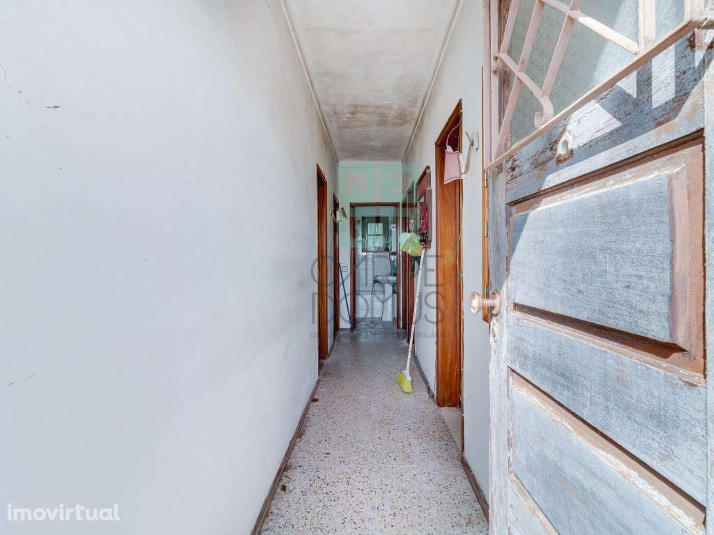 Moradia T2 para renovar, em Santo Antão do Tojal. - Grande imagem: 4/23