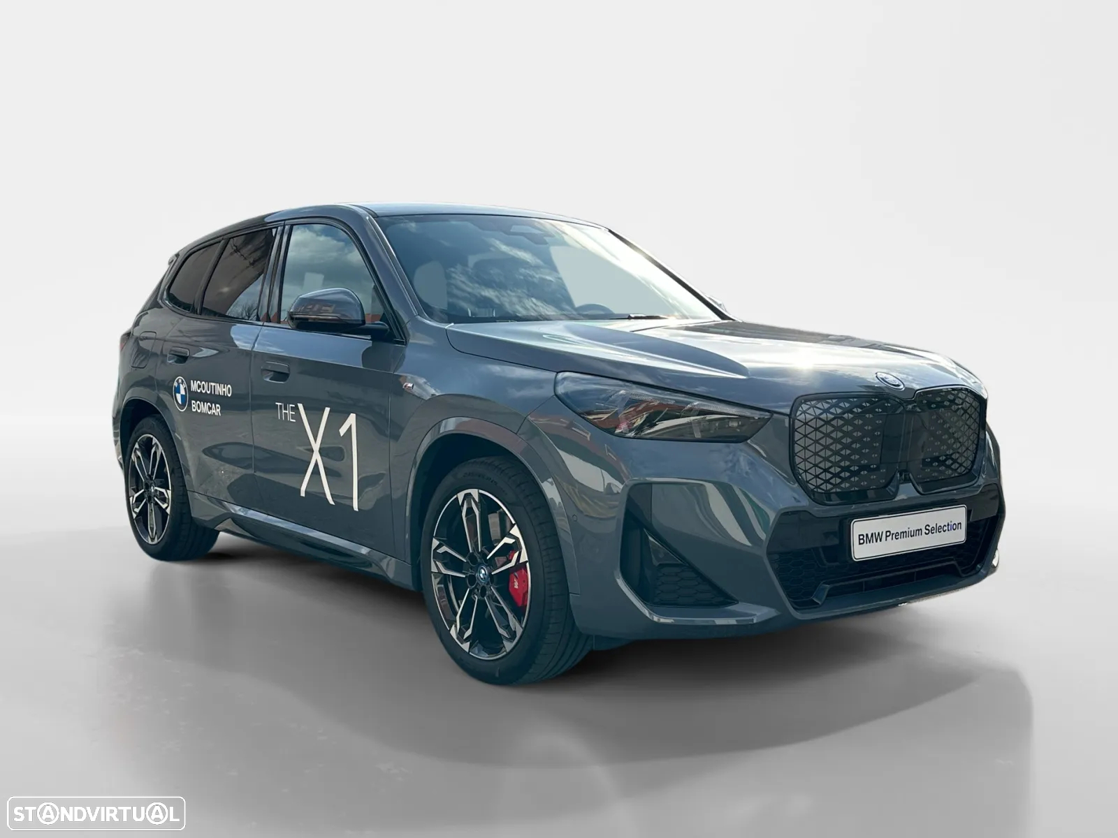 BMW iX1 eDrive20 Pack Desportivo M - 8