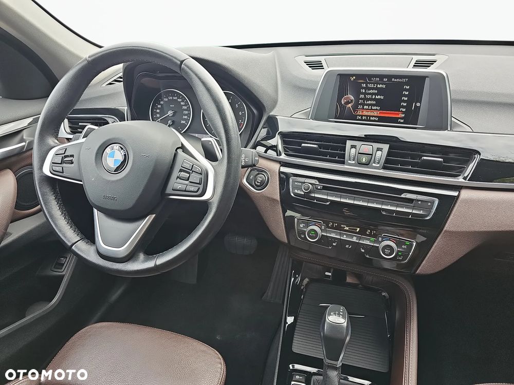 BMW X1 xDrive20i xLine - 17