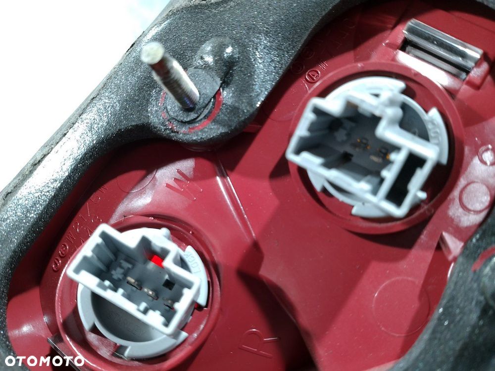 LAMPY TYŁ KOMPLET MAZDA 3 HATCHBACK 5 DRZWI  P2912  P2913 - 4